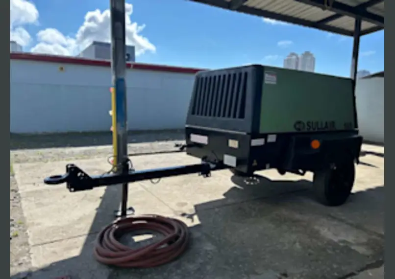 COMPRESOR SULLAIR DE AIRE INDUSTRIAL PORTATIL